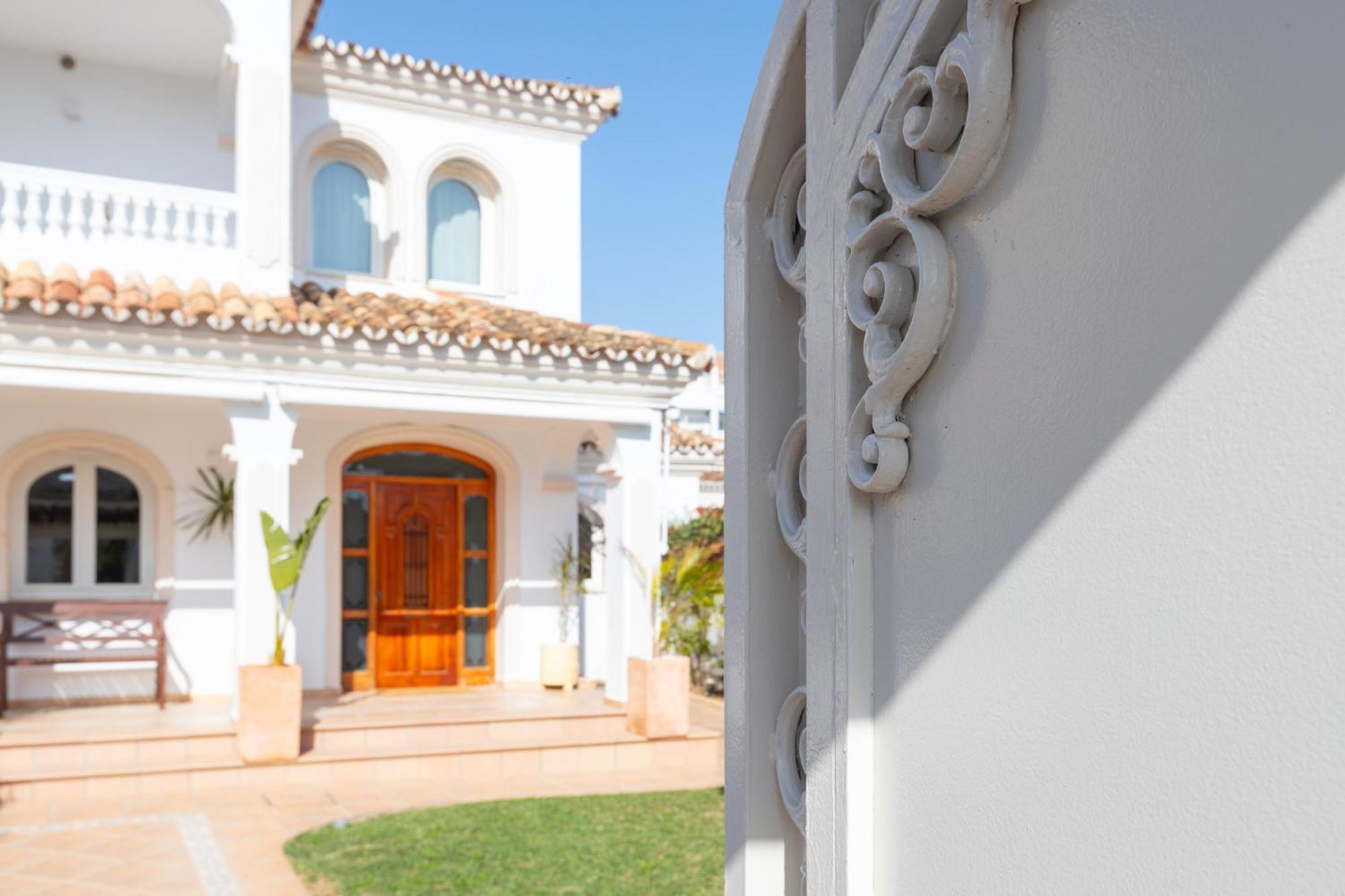 Вилла La Casita Del Mar Торремолинос Экстерьер фото